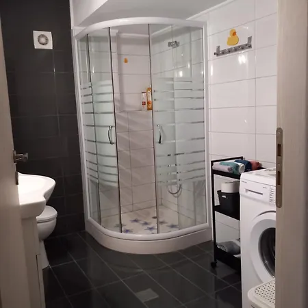 G&g Antikalamos Apartman
